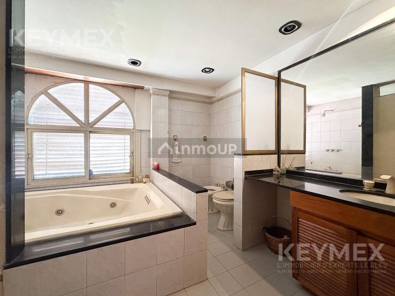 Casa en Venta en General San Martin, G.B.A. Zona Norte
