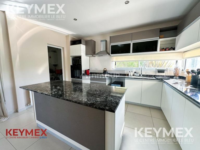Casa en Venta en San Vicente, G.B.A. Zona Sur