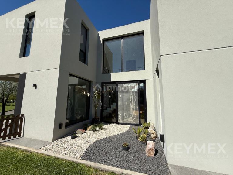 Casa en Venta en Pilar, G.B.A. Zona Norte