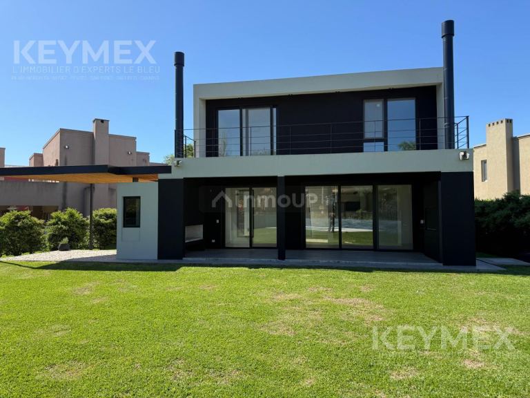 Casa en Venta en Pilar, G.B.A. Zona Norte