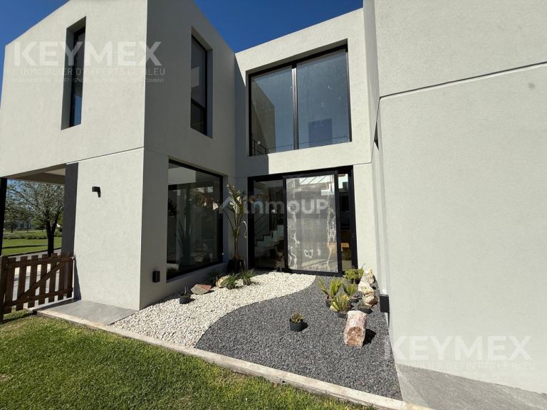 Casa en Venta en Pilar, G.B.A. Zona Norte