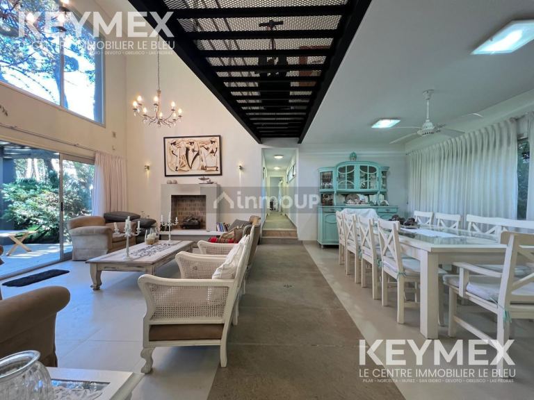 Casa en Venta en Pinamar, Buenos Aires Costa Atlantica
