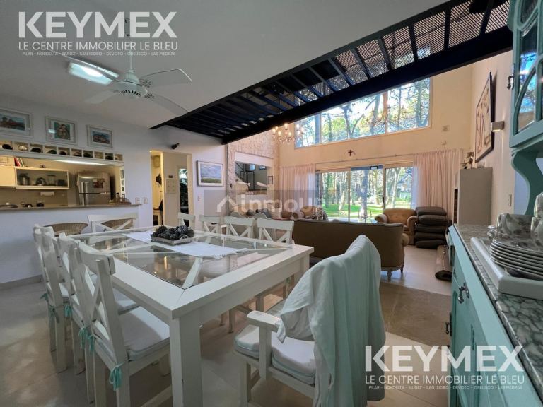 Casa en Venta en Pinamar, Buenos Aires Costa Atlantica