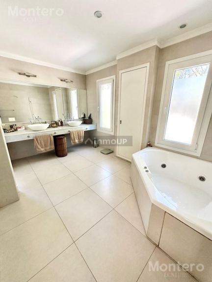 Casa en Venta en Pilar, G.B.A. Zona Norte