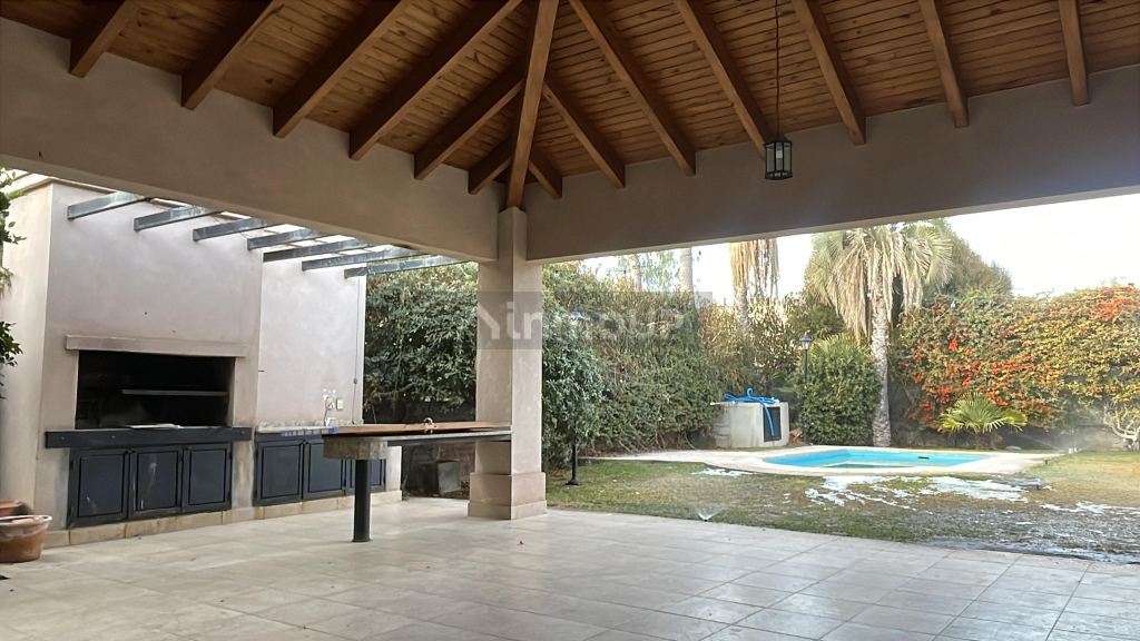 Casa en Alquiler en Capital, Mendoza
