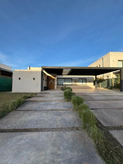 Casa en Venta en Lujan de Cuyo, Mendoza