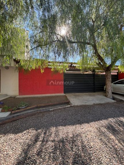 Casa en Venta en Guaymallen, Mendoza