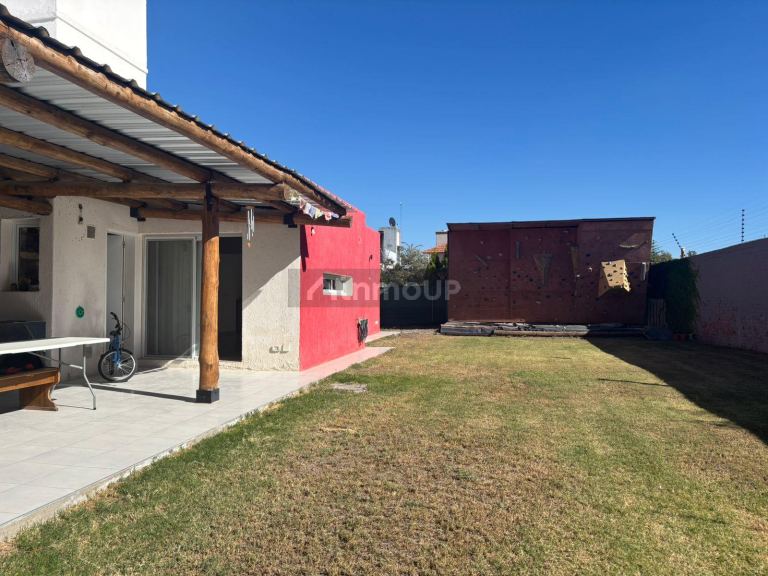 Casa en Venta en Guaymallen, Mendoza