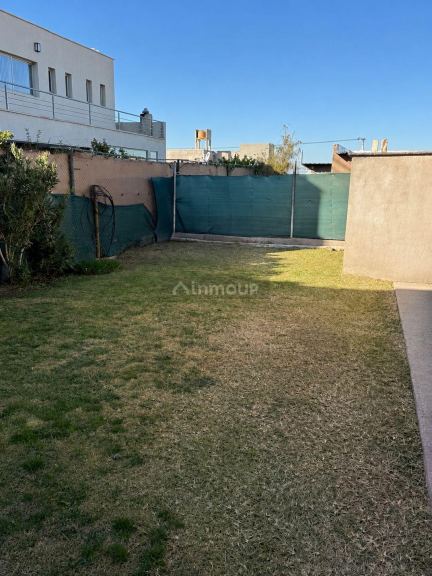 Casa en Venta en Capital, Mendoza - USD 130.000 | Inmoup - 11