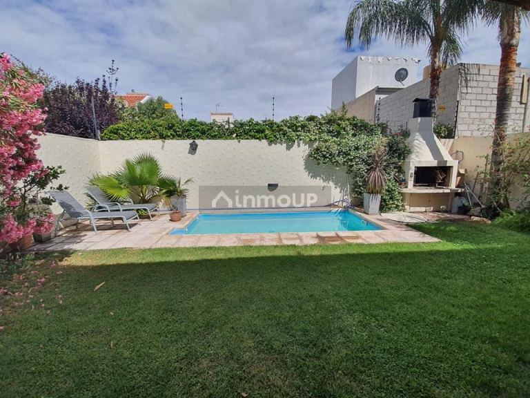 Casa en Venta en Guaymallen, Mendoza