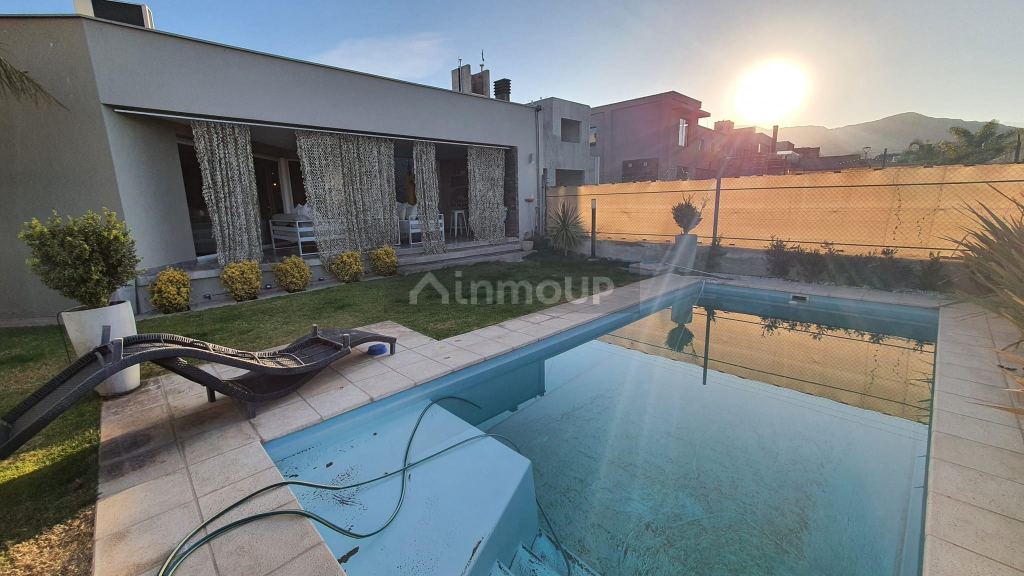 Casa en Venta en Las Heras, Mendoza