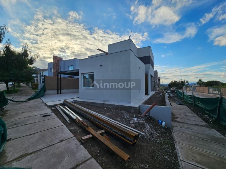 Casa en Venta en Las Heras, Mendoza