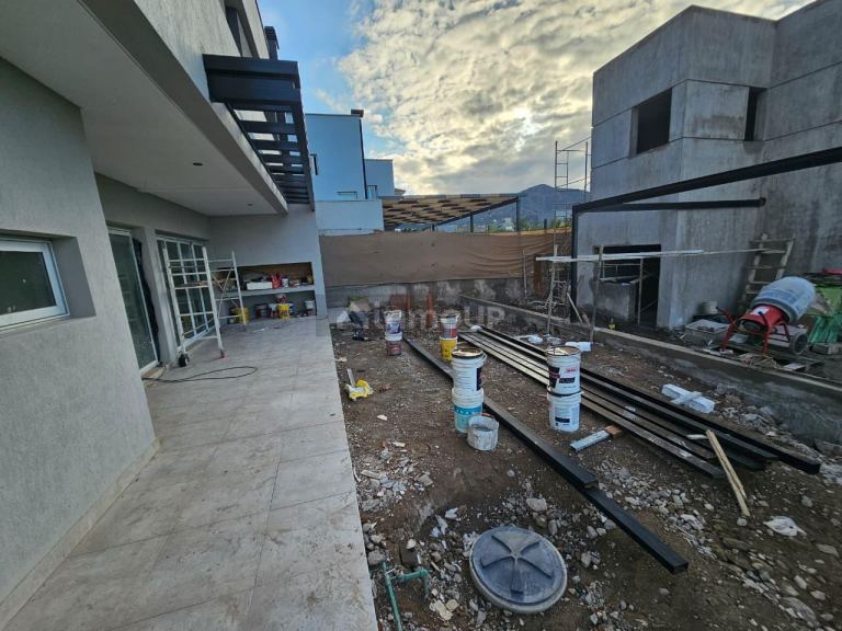 Casa en Venta en Las Heras, Mendoza