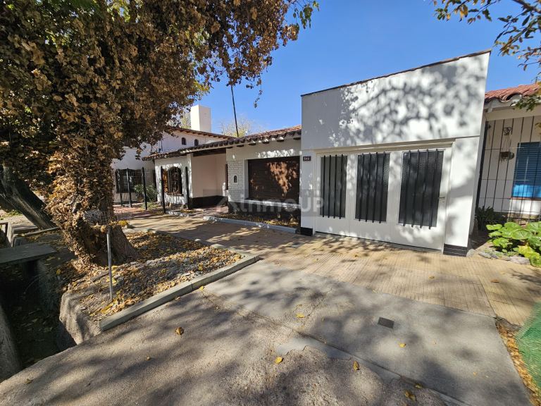 Casa en Alquiler en Capital, Mendoza