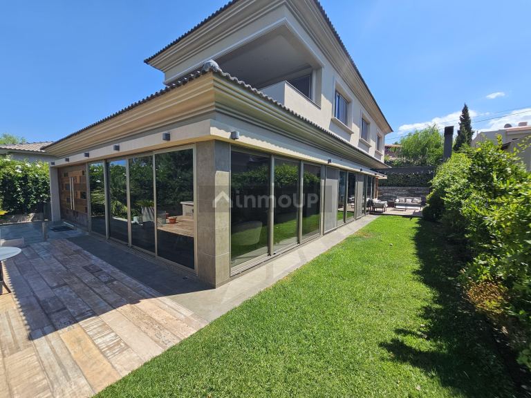 Casa en Alquiler en Capital, Mendoza