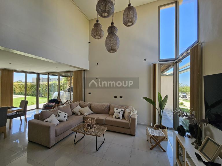 Casa en Alquiler en Las Heras, Mendoza