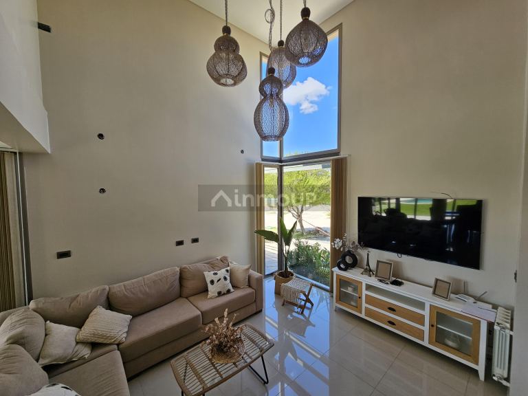 Casa en Alquiler en Las Heras, Mendoza