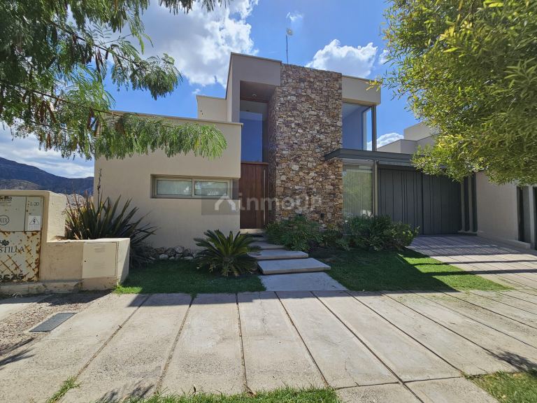 Casa en Alquiler en Las Heras, Mendoza