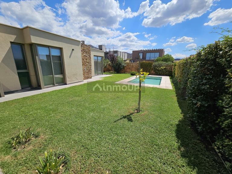 Casa en Alquiler en Las Heras, Mendoza