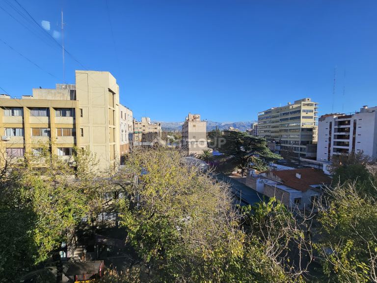 Departamento en Alquiler en Capital, Mendoza