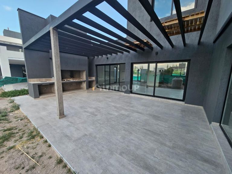 Casa en Venta en Maipu, Mendoza