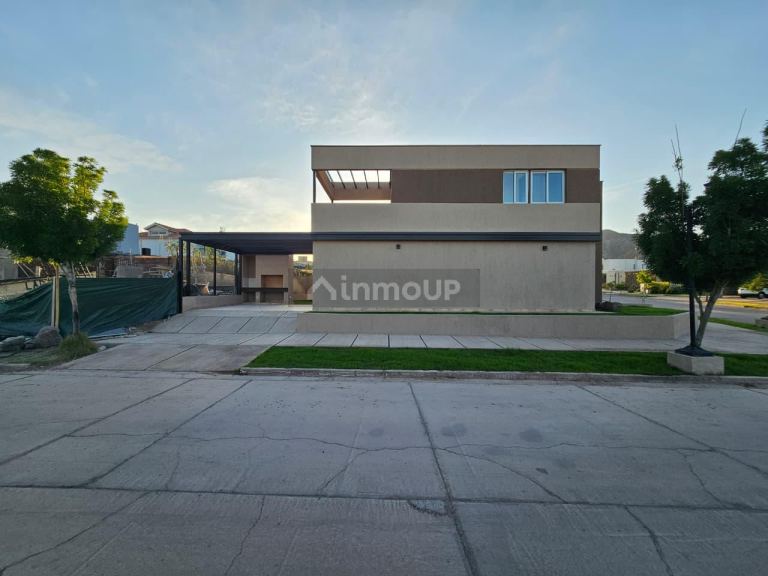 Casa en Venta en Las Heras, Mendoza