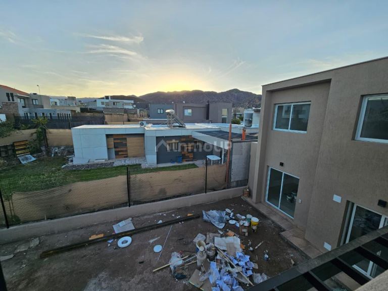 Casa en Venta en Las Heras, Mendoza