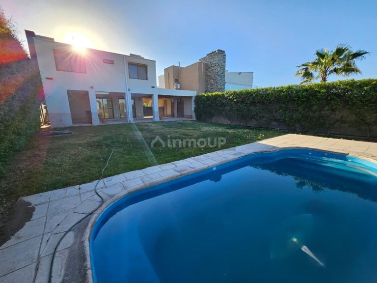 Casa en Venta en Las Heras, Mendoza