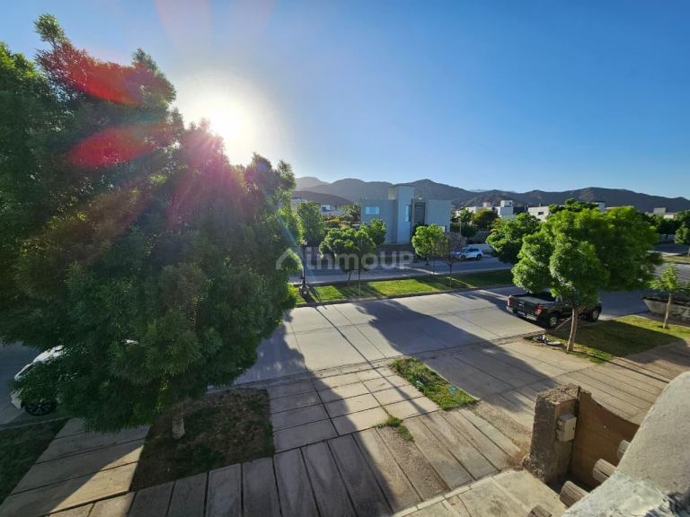 Casa en Venta en Las Heras, Mendoza