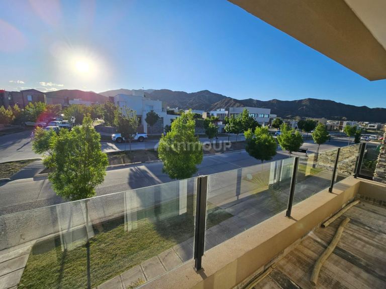 Casa en Alquiler en Las Heras, Mendoza