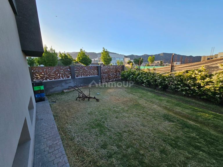 Casa en Alquiler en Las Heras, Mendoza