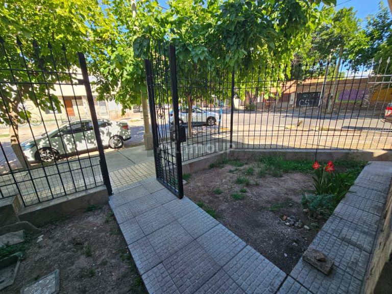 Casa en Alquiler en Godoy Cruz, Mendoza