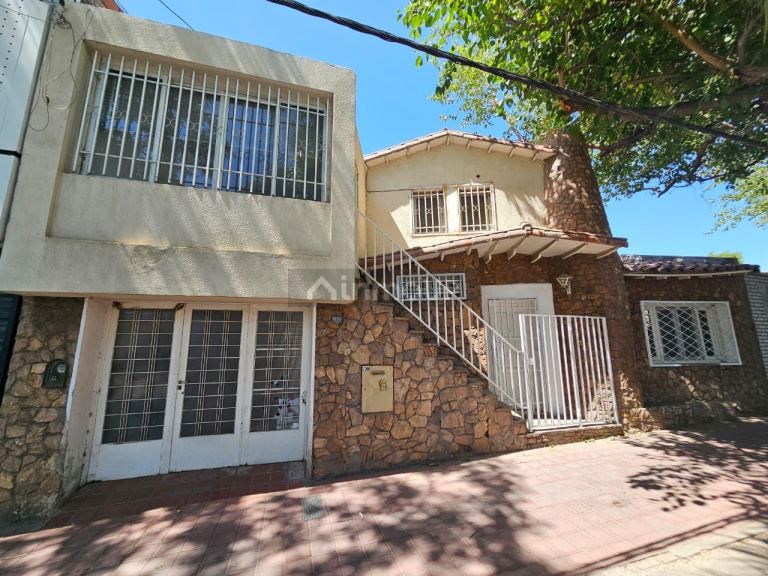 Casa en Alquiler en Capital, Mendoza