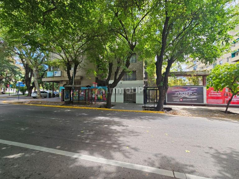 Local Comercial en Alquiler en Capital, Mendoza