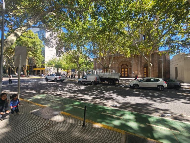 Local Comercial en Alquiler en Capital, Mendoza