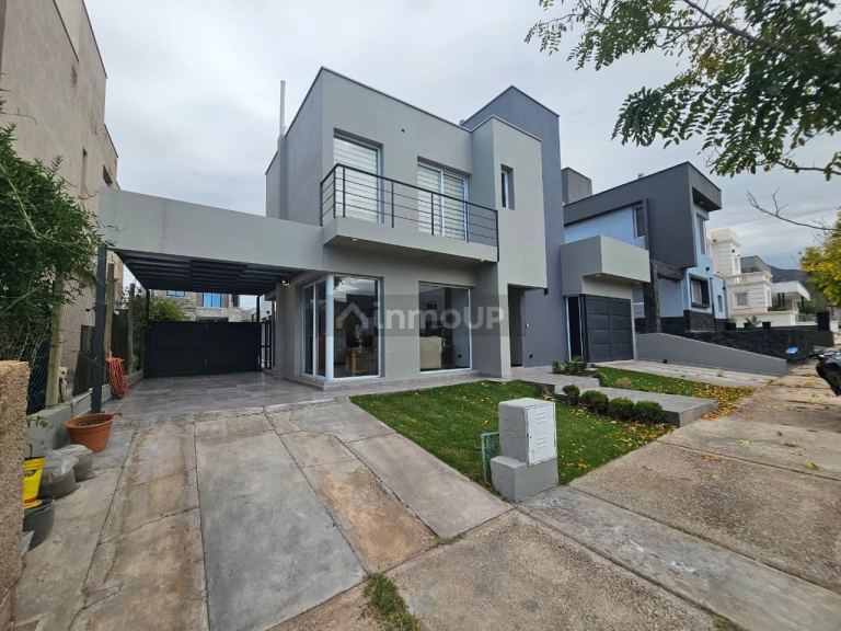 Casa en Venta en Las Heras, Mendoza