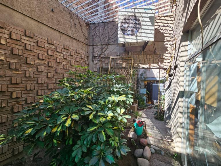 Local Comercial en Venta en Capital, Mendoza - USD 240.000 | Inmoup - 11