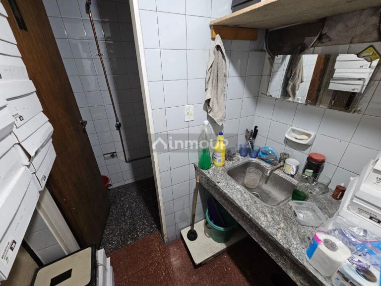 Local Comercial en Venta en Capital, Mendoza - USD 390.000 | Inmoup - 11