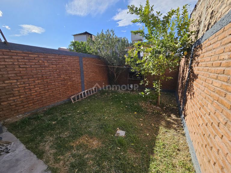 Duplex en Alquiler en Guaymallen, Mendoza - $ 750.000 | Inmoup - 24