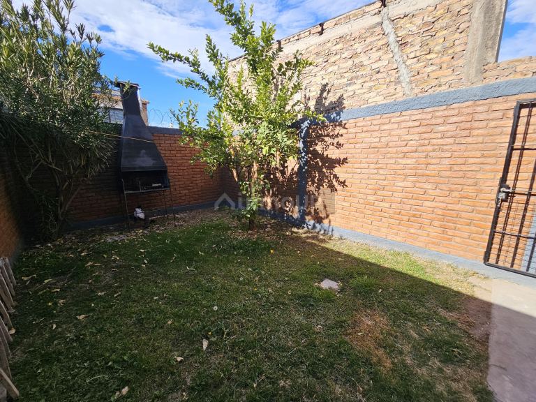 Duplex en Alquiler en Guaymallen, Mendoza - $ 750.000 | Inmoup - 22