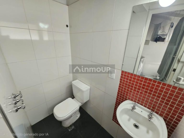Casa en Venta en Capital, Mendoza - USD 140.000 | Inmoup - 30