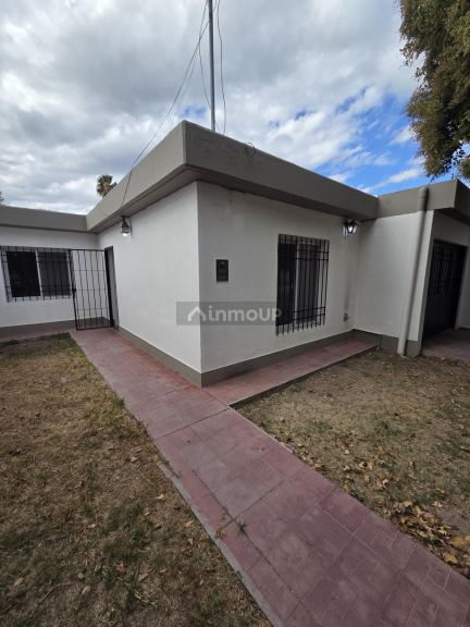 Casa en Alquiler en San Martin, Mendoza