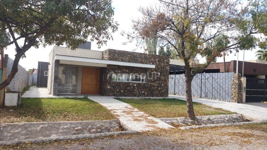 Casa en Alquiler en Guaymallen, Mendoza