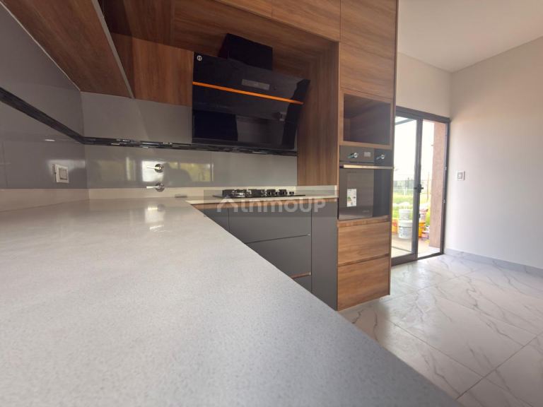 Casa en Venta en Maipu, Mendoza