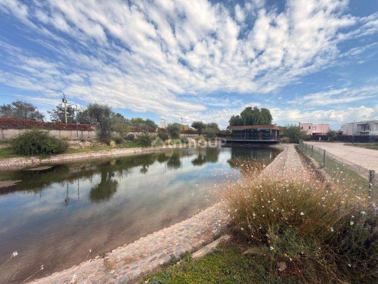 Casa en Venta en Maipu, Mendoza