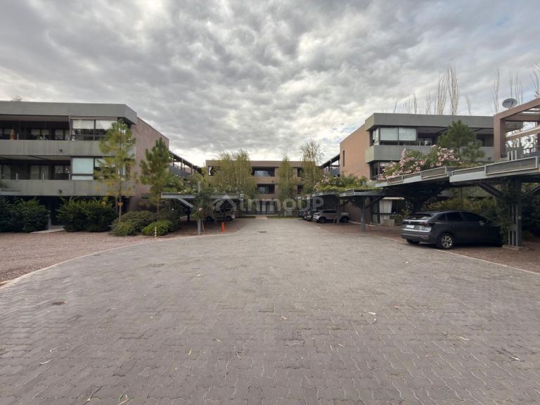Departamento en Venta en Maipu, Mendoza
