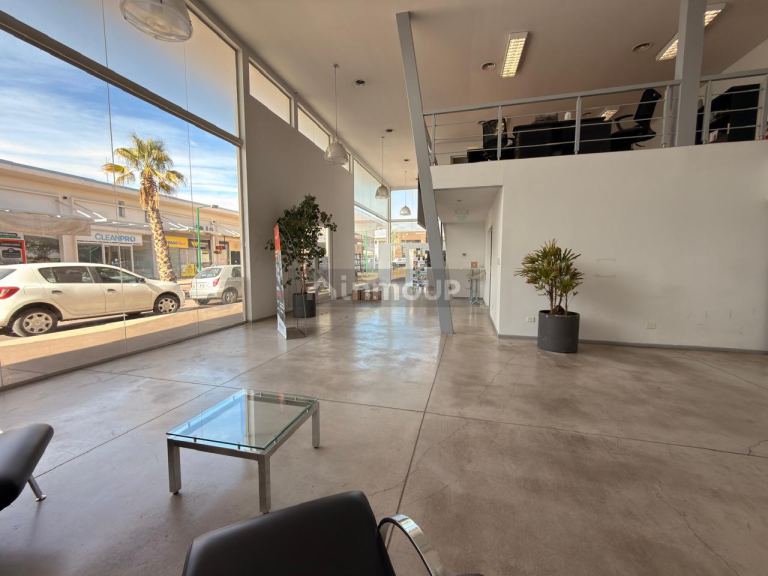 Local Comercial en Alquiler en Godoy Cruz, Mendoza