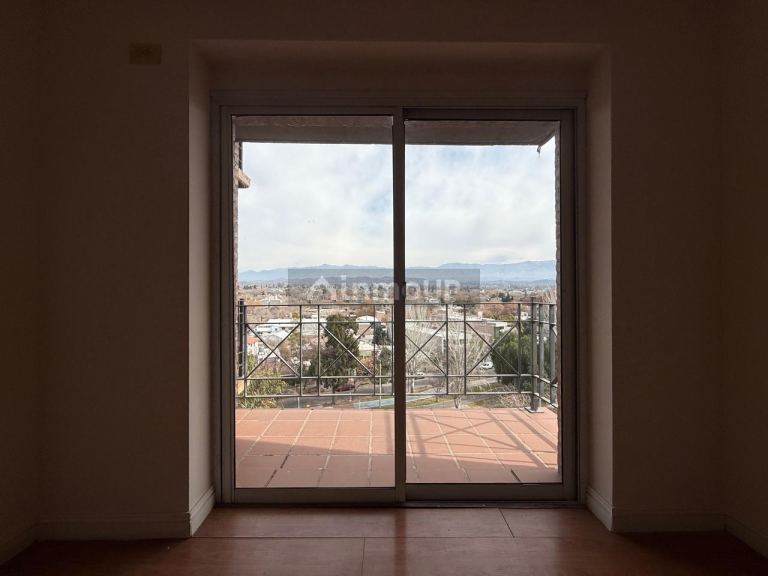 Departamento en Venta en Godoy Cruz, Mendoza