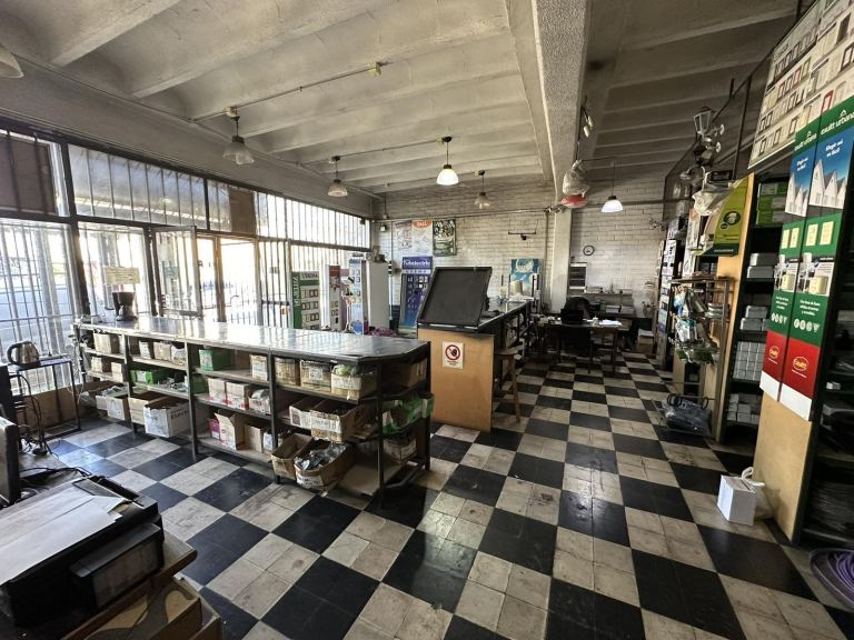 Local Comercial en Venta en Capital, Mendoza