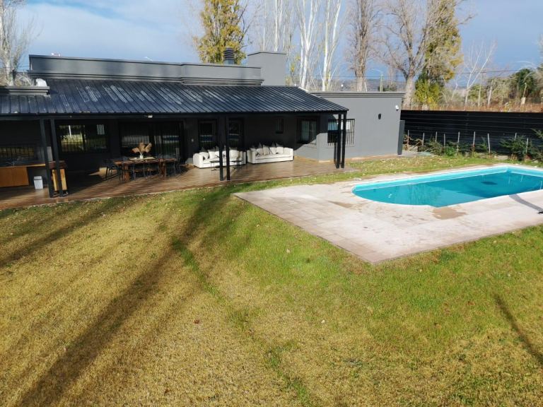Casa en Venta en Maipu, Mendoza